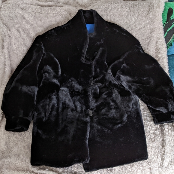 Vintage Black Fur Coat - Picture 3 of 14